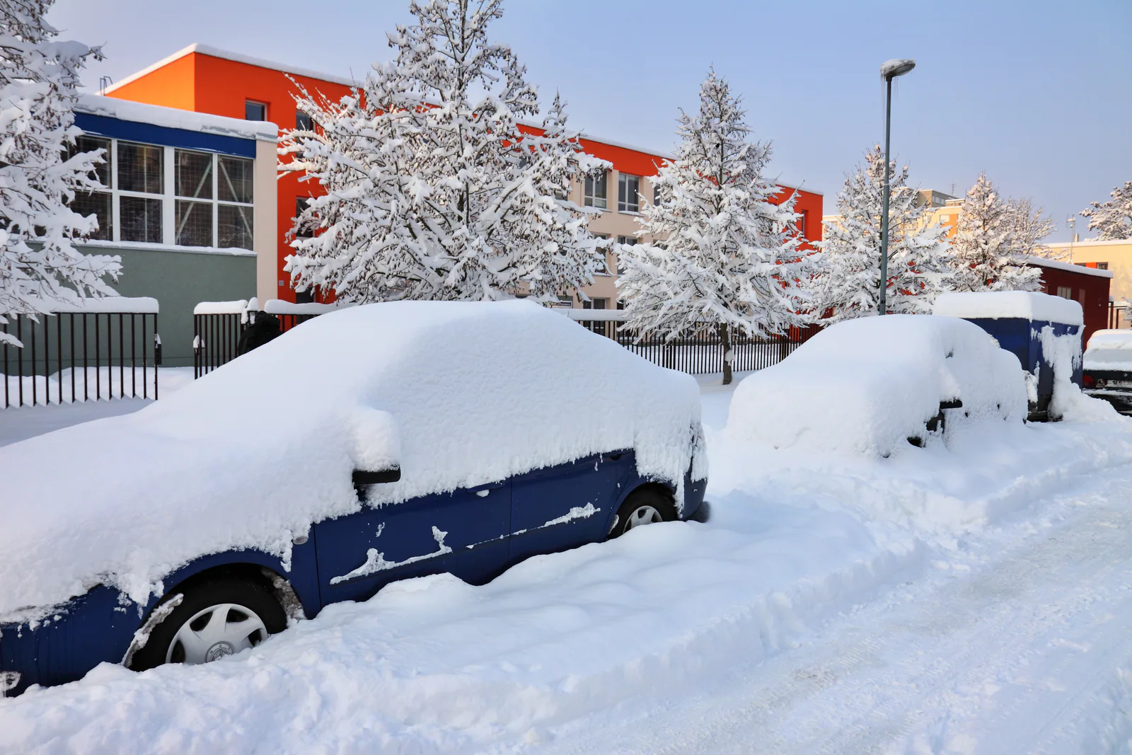 Vehicles buried by a heavy Winnipeg snowfall